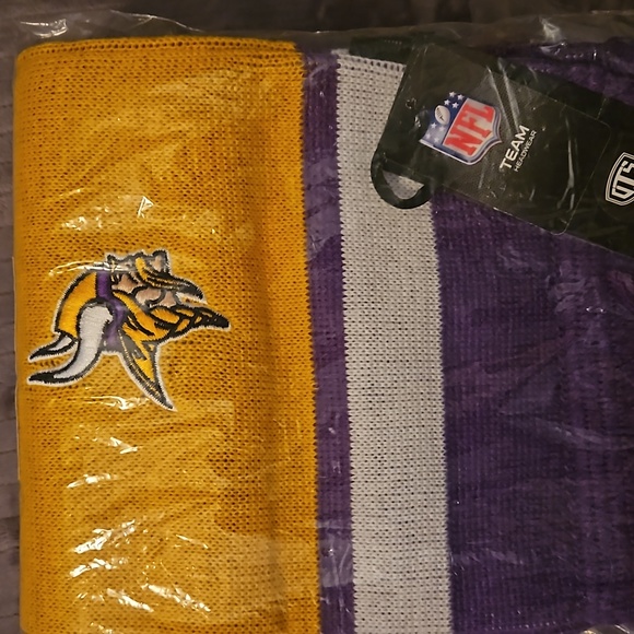 NFL Other - Official NFL Minnesota Vikings Scarf